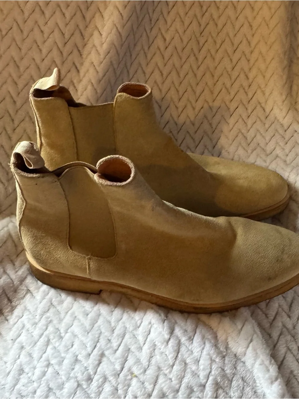 New Republic Men’s 12 Beige Tan Suede Chelsea Boots Ankle Slip On EU 45 Casual